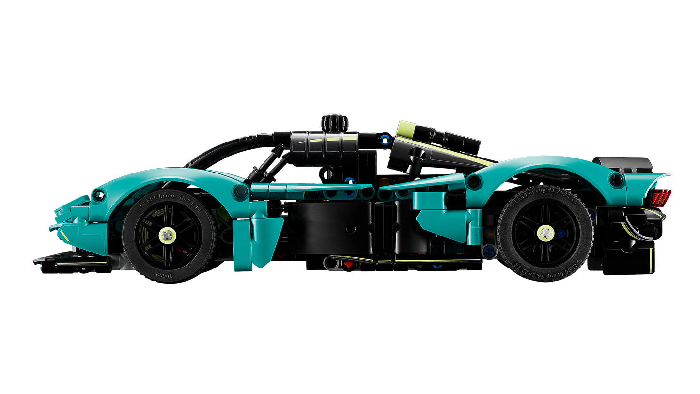 LEGO 42208 Aston Martin Valkyrie