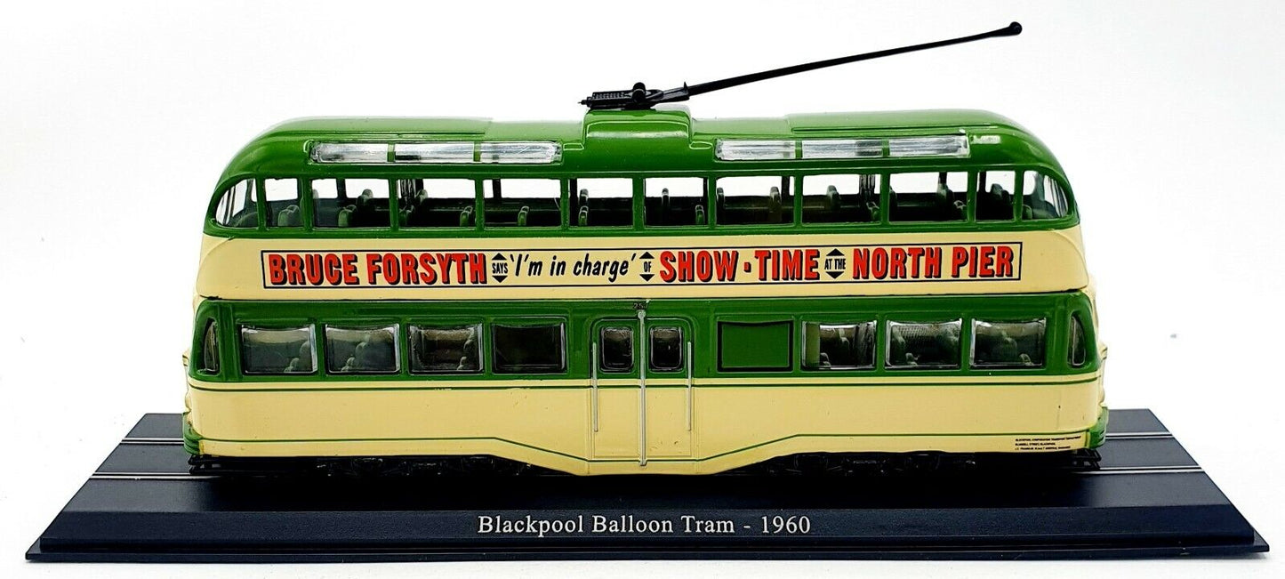 EBOND Atlas Collections - Blackpool Balloon Tram - 1960 - 1:76 - 0128.