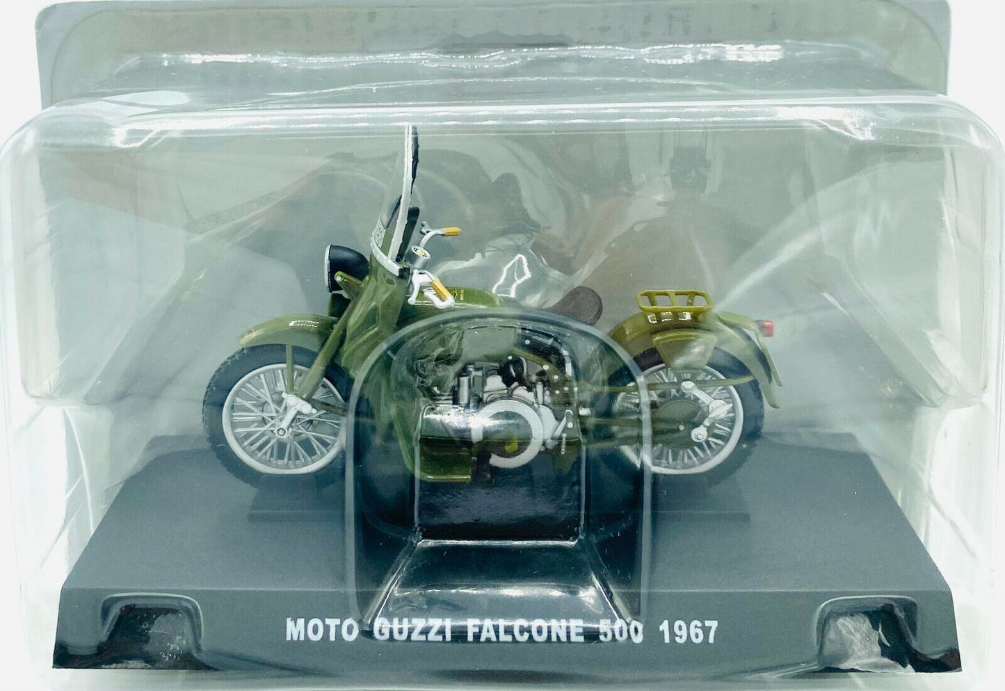 EBOND Moto Guzzi Falcone 500 - 1967 - Carabinieri - Die cast - 1:24 - 0177