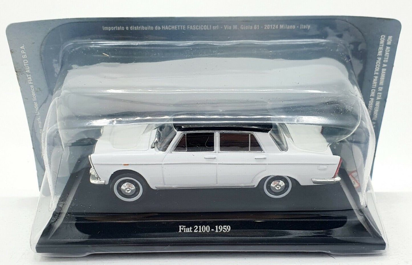 EBOND Fiat 2100 - 1959 - Die cast - 0100.