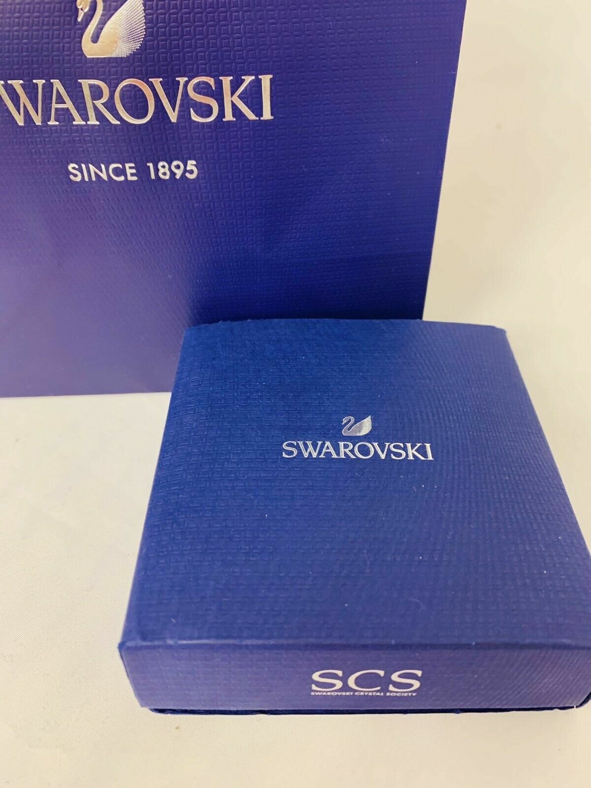 Swarovski 5301554 SCS Figura Orchidea Africana - 7,0 x 5,7 cm. - 0112.