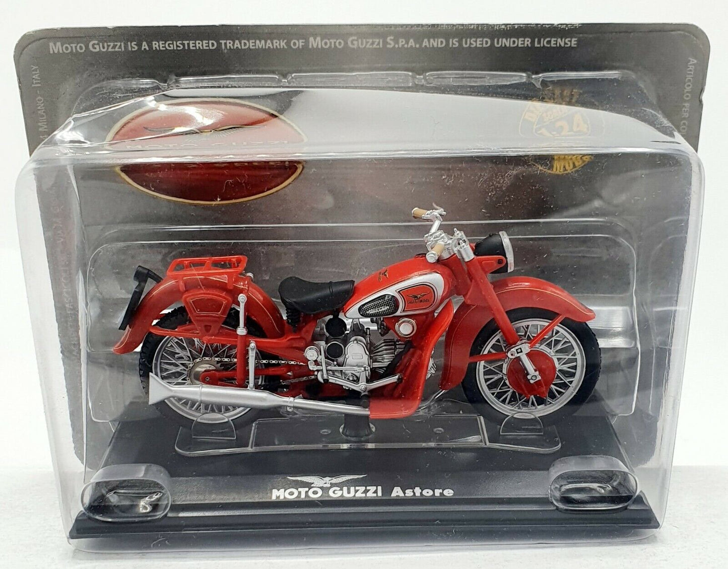 EBOND MOTO GUZZI Astore - 1:24 - 0102.