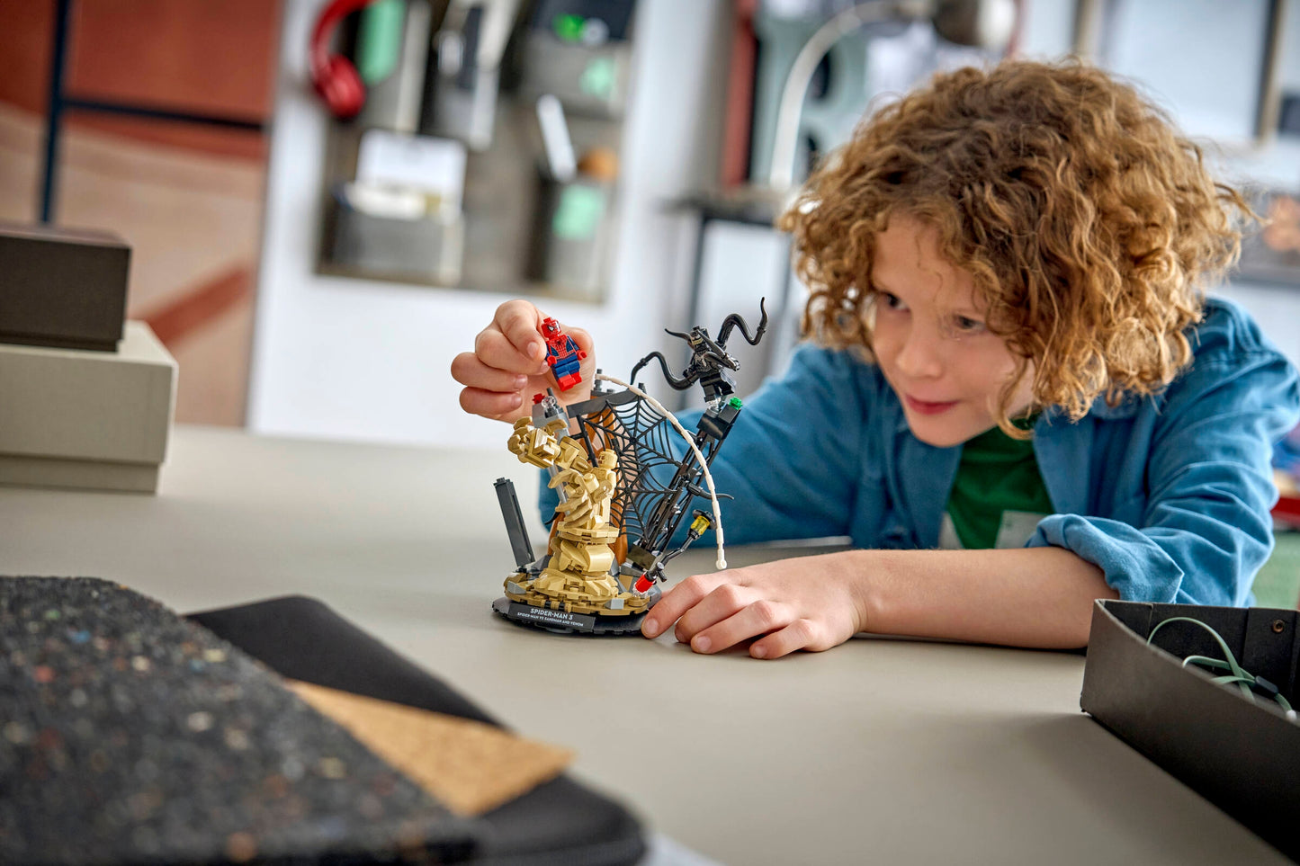 LEGO 76334 Battaglia epica: Spider-Man vs. Sandman