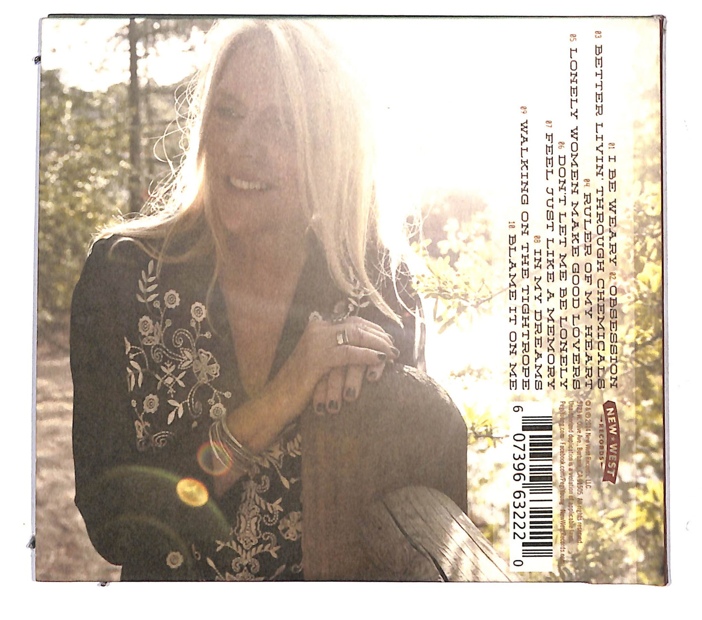 EBOND Pegi Young & The Survivors - Lonely In A Crowded Room DIGIPACK CD CB118807