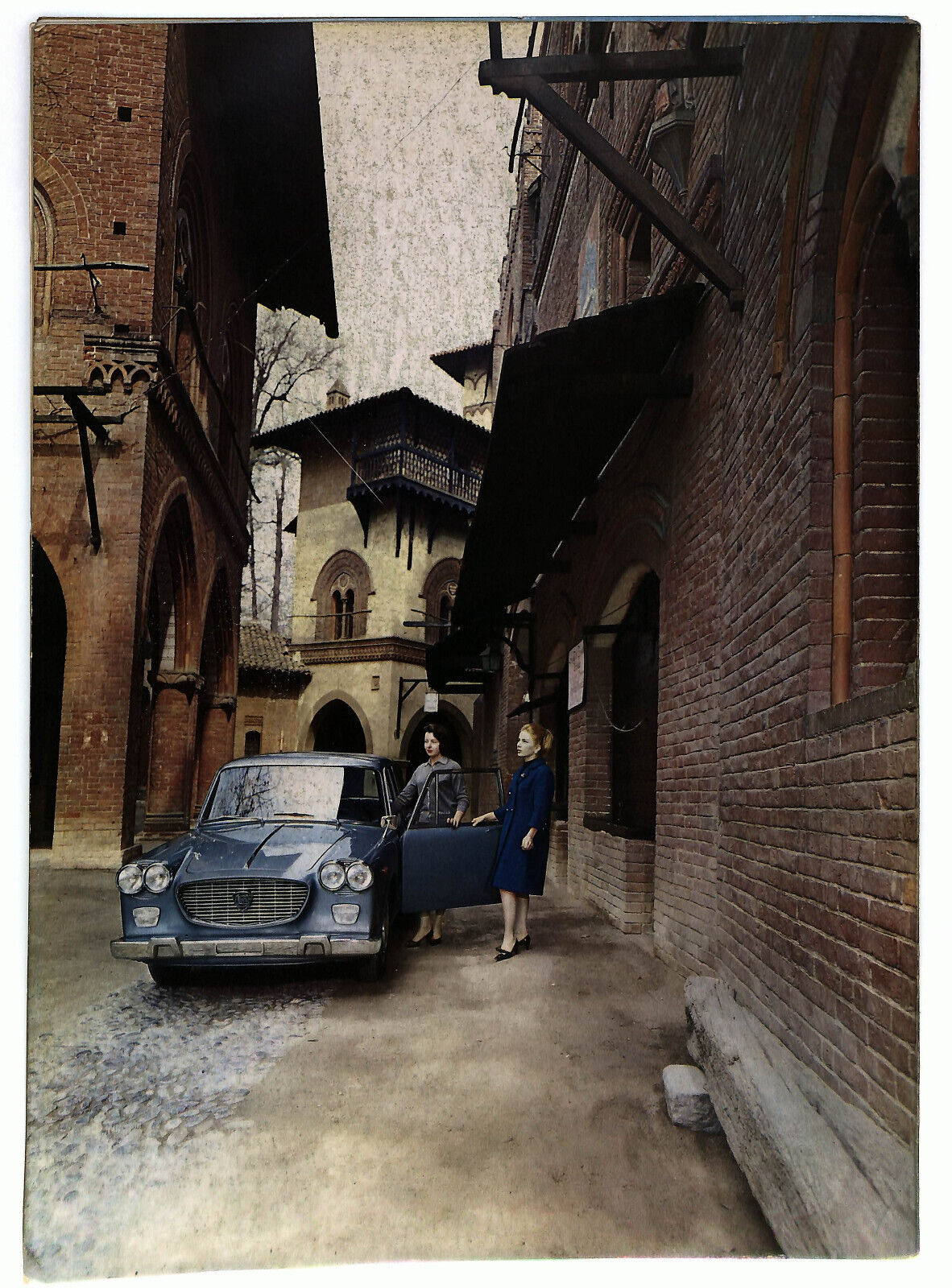 EBOND Periodico Di Informazione Lancia Estate 1965 n 16 Libro LI023318