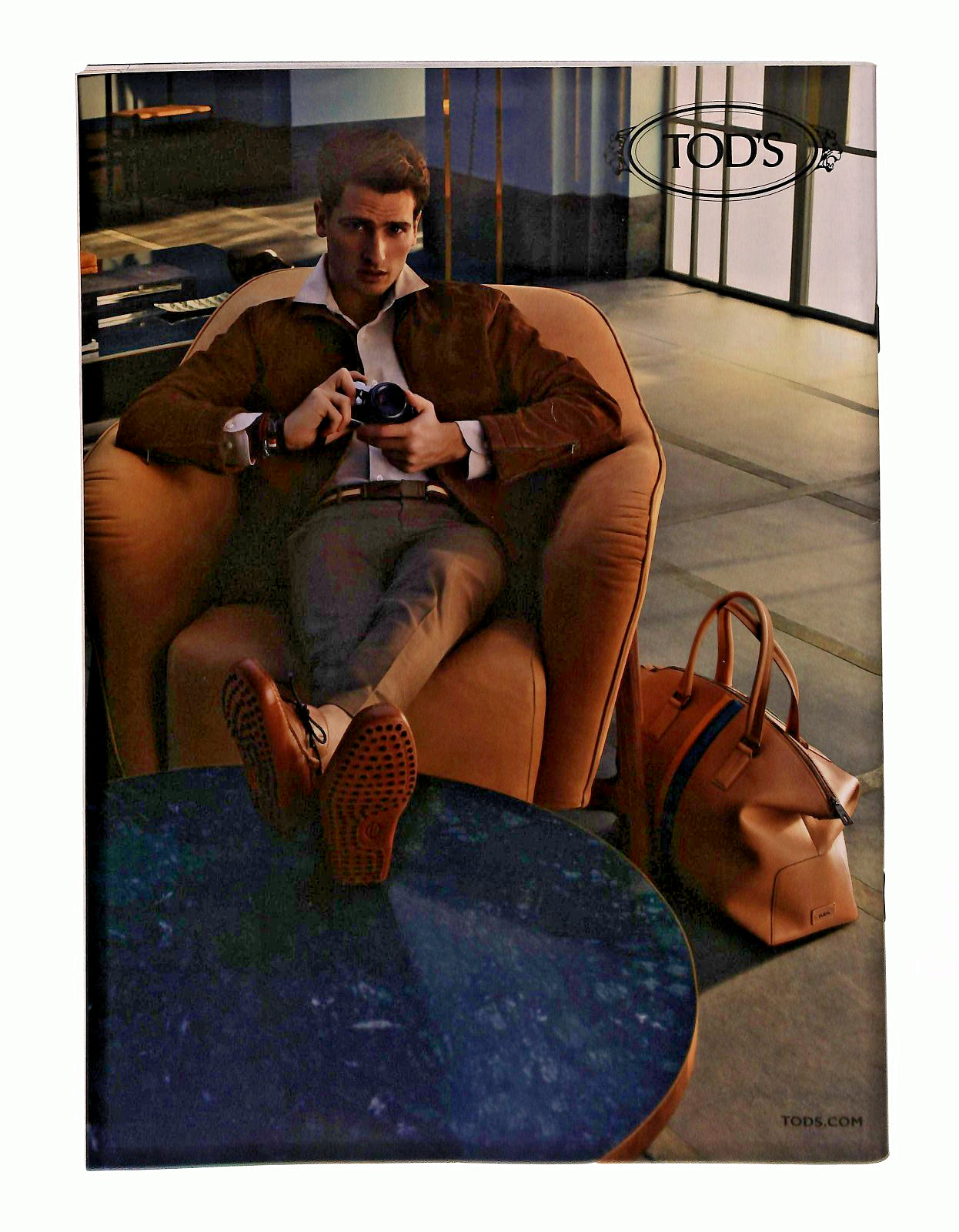 EBOND Internazionale n 1046 2014 Nessuno Di Noi Capi Libro LI048202