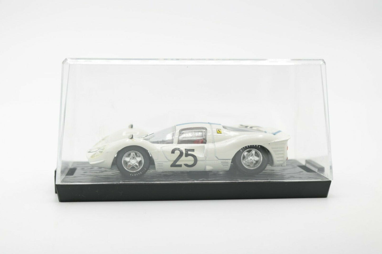 EBOND Ferrari 330-P4 1967 HP 450 Brumm S014 Scala 1:43 S028.