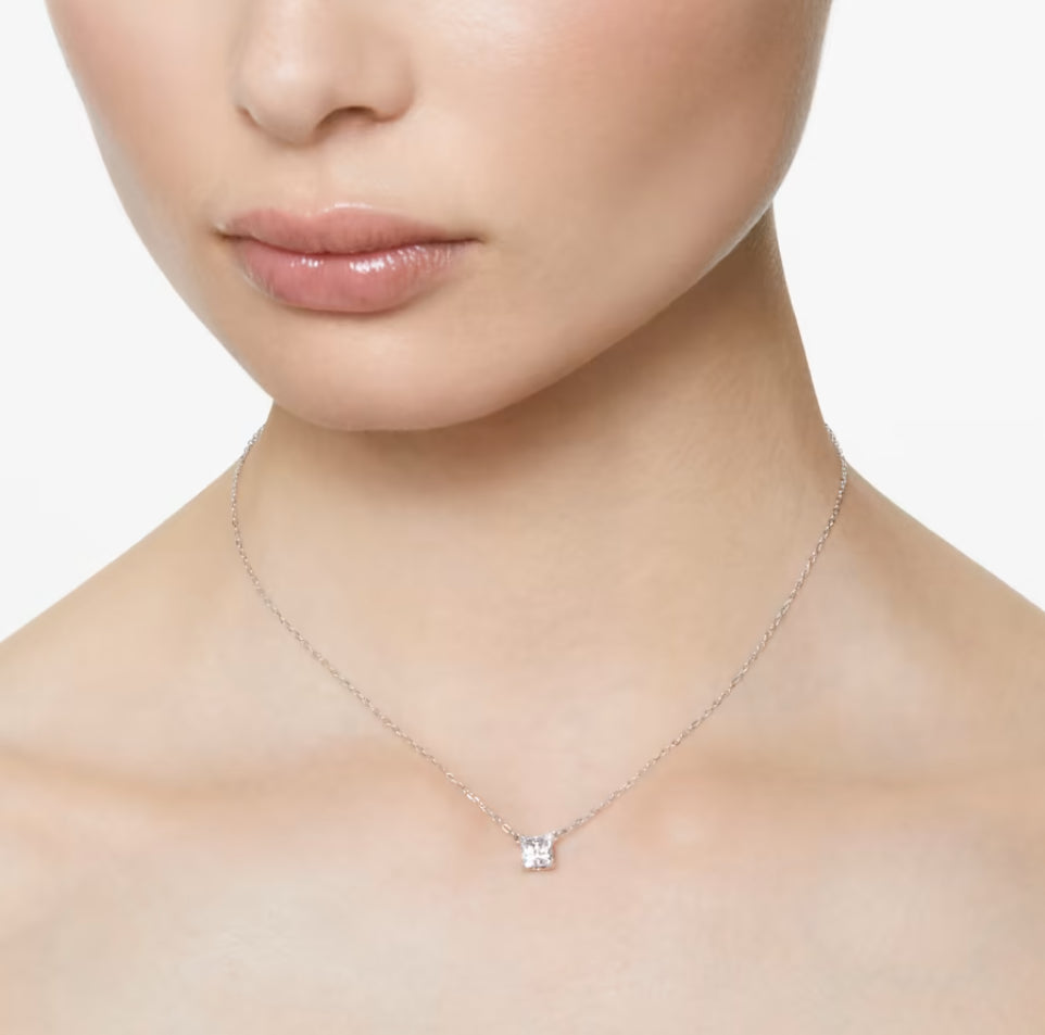 Swarovski 5510696 Collana Attract Taglio Squadrato Bianca Placcato Rodio