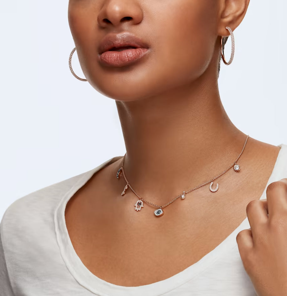 Swarovski 5497664 Collana Symbolic Luna infinito mano evil eye ferro cavallo Blu