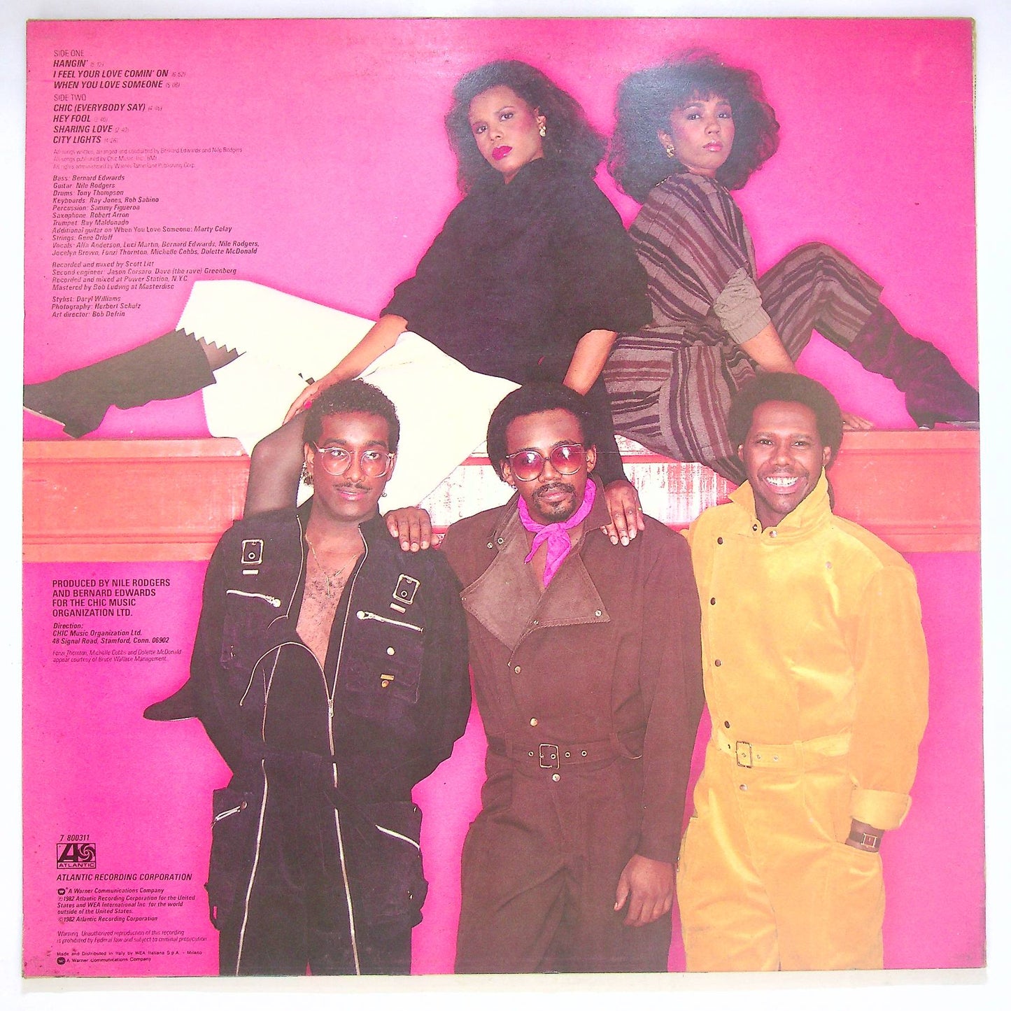 EBOND Chic - Tongue In Chic Vinile V068004