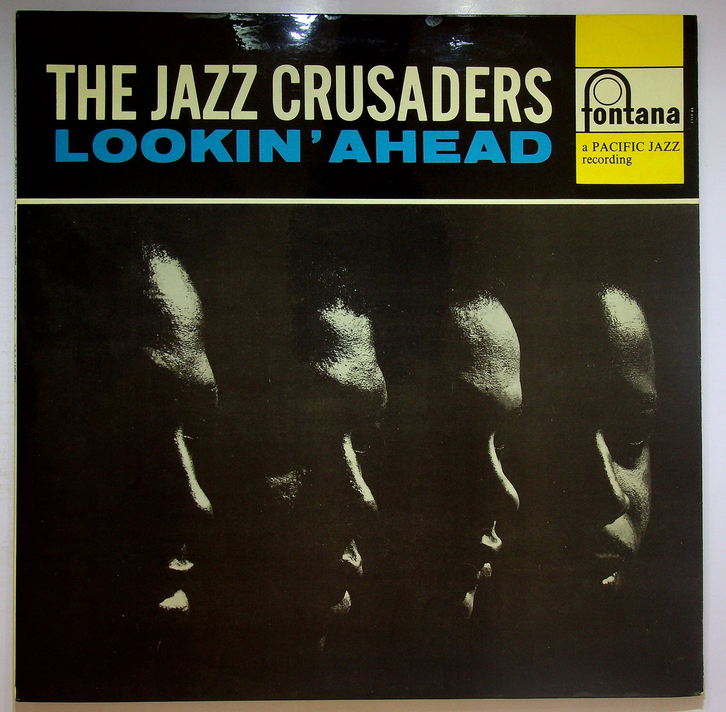 EBOND The Jazz Crusaders - Lookin' Ahead Vinile V074000