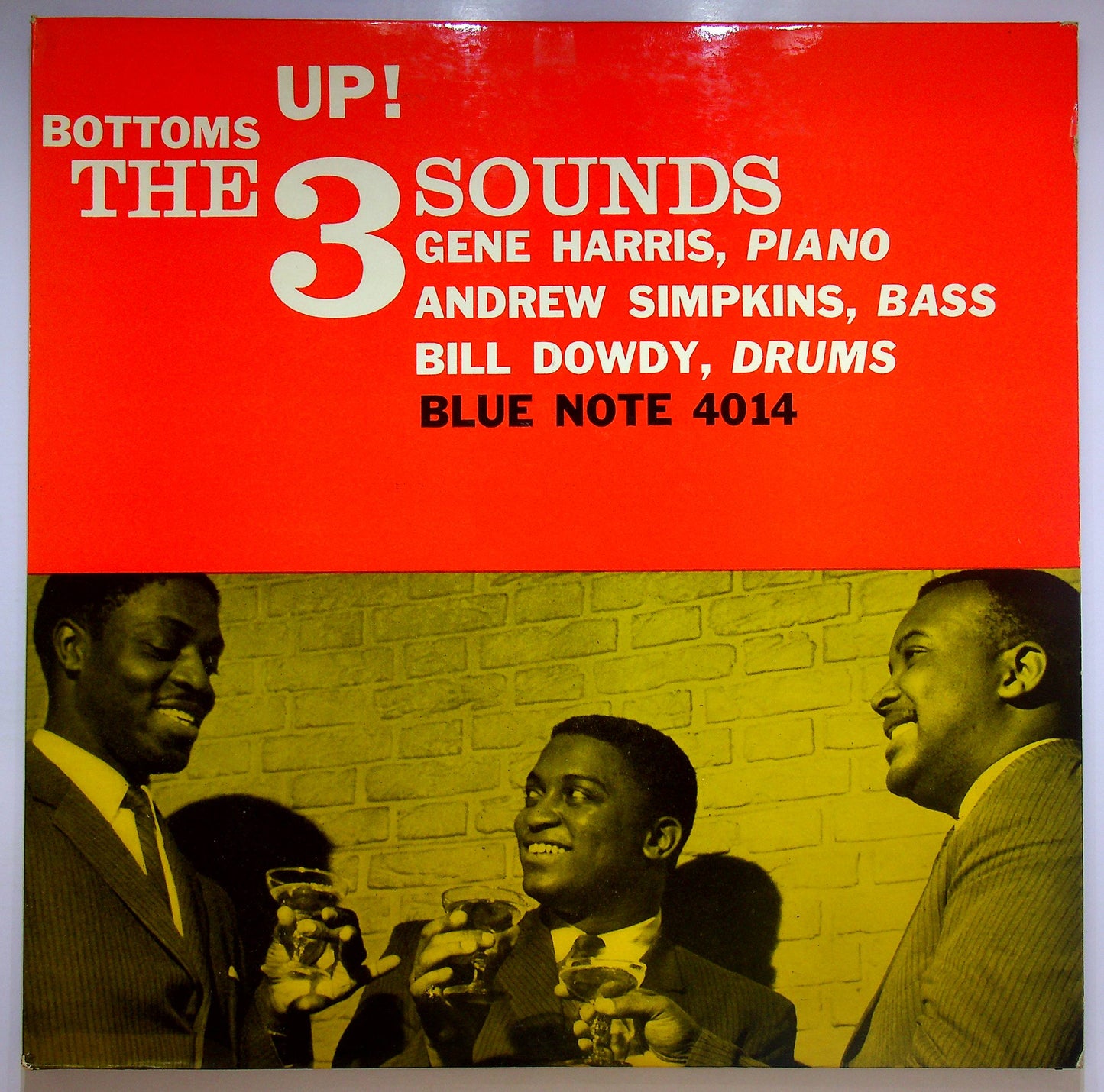 EBOND The Three Sounds - Bottoms Up! (DG side 1, RVG, Ear) Vinile V074074