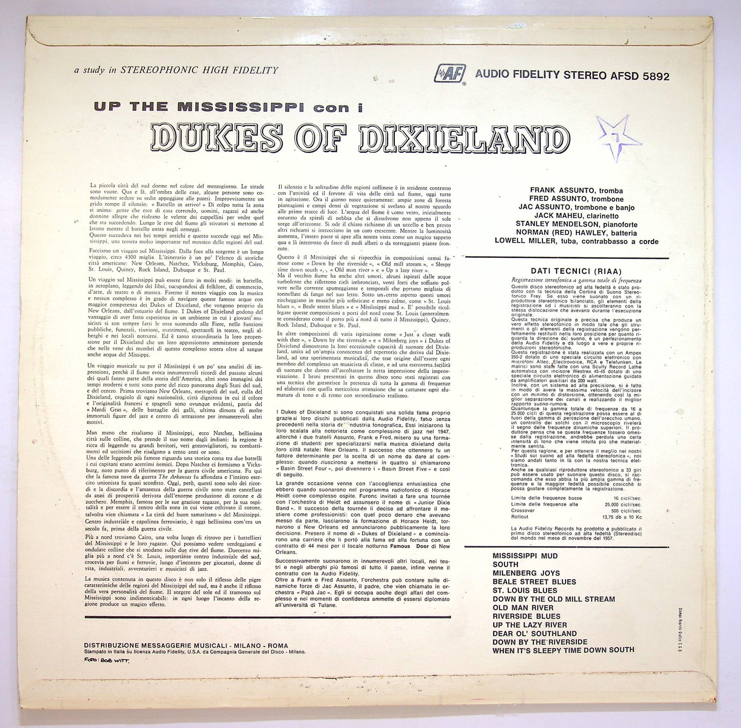 EBOND Up The Mississippi With The Phenomenal Dukes Of Dixieland Vinile V076030