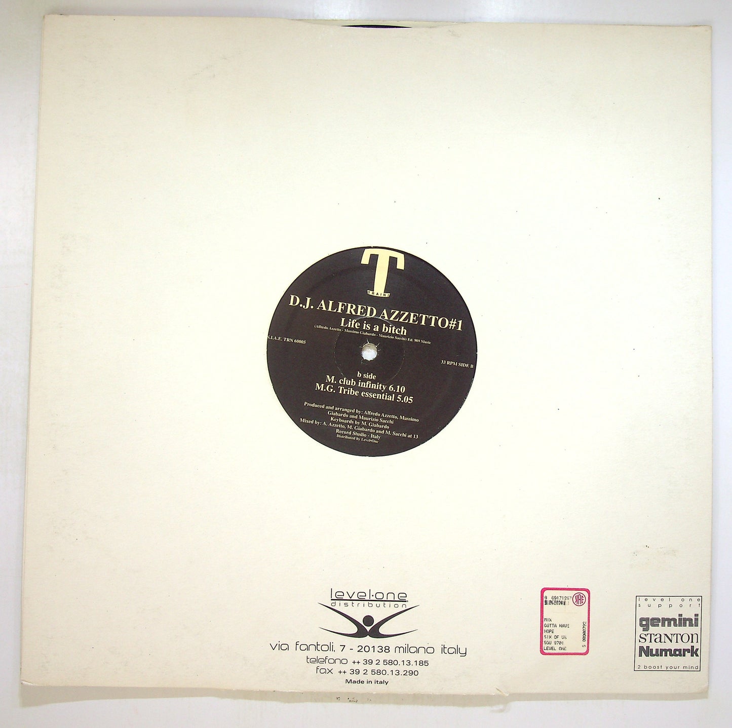 EBOND Alfred Azzetto - Life Is A Bitch Vinile V095061