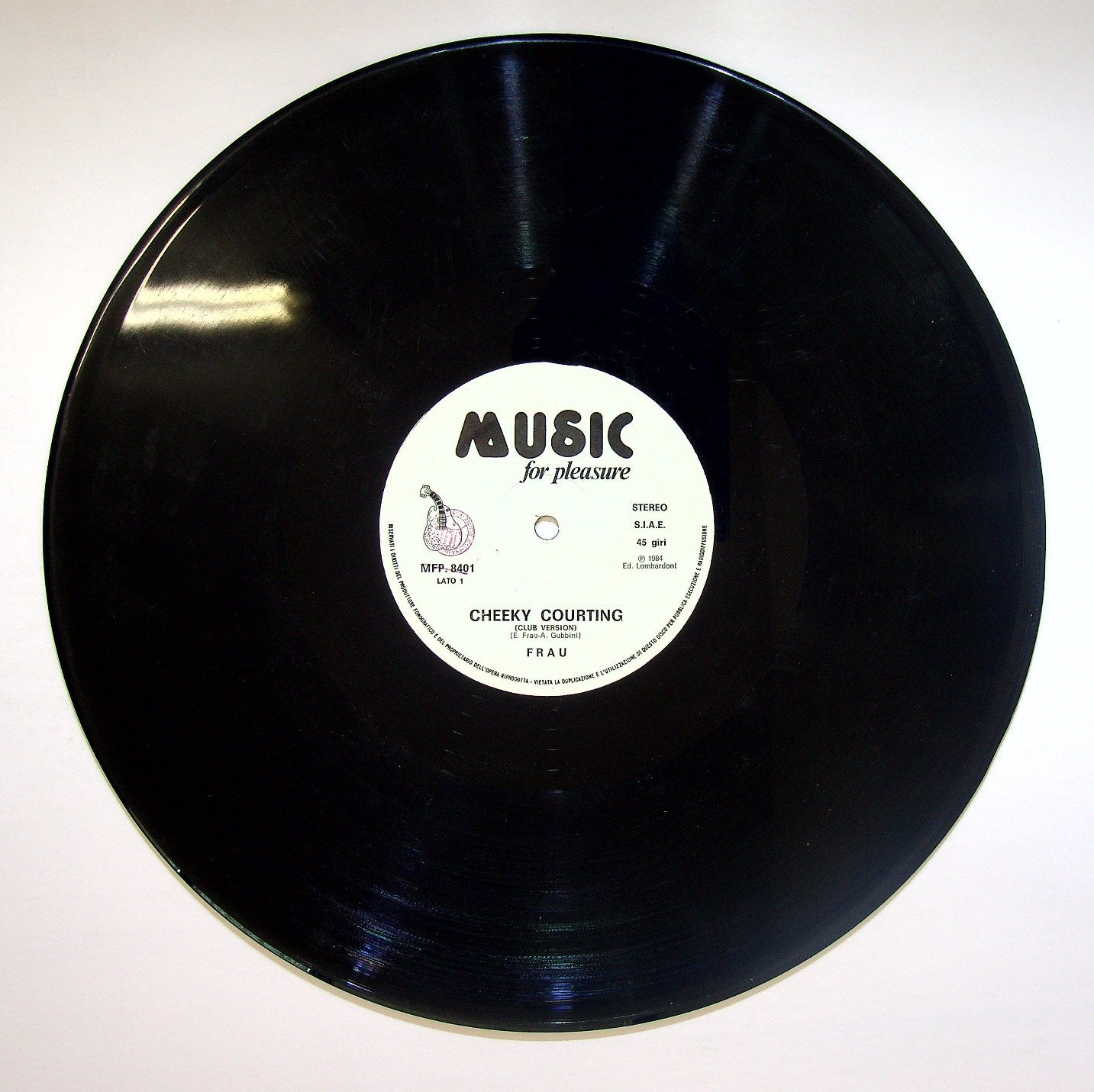 EBOND Frau - Cheeky Courting Vinile V117111