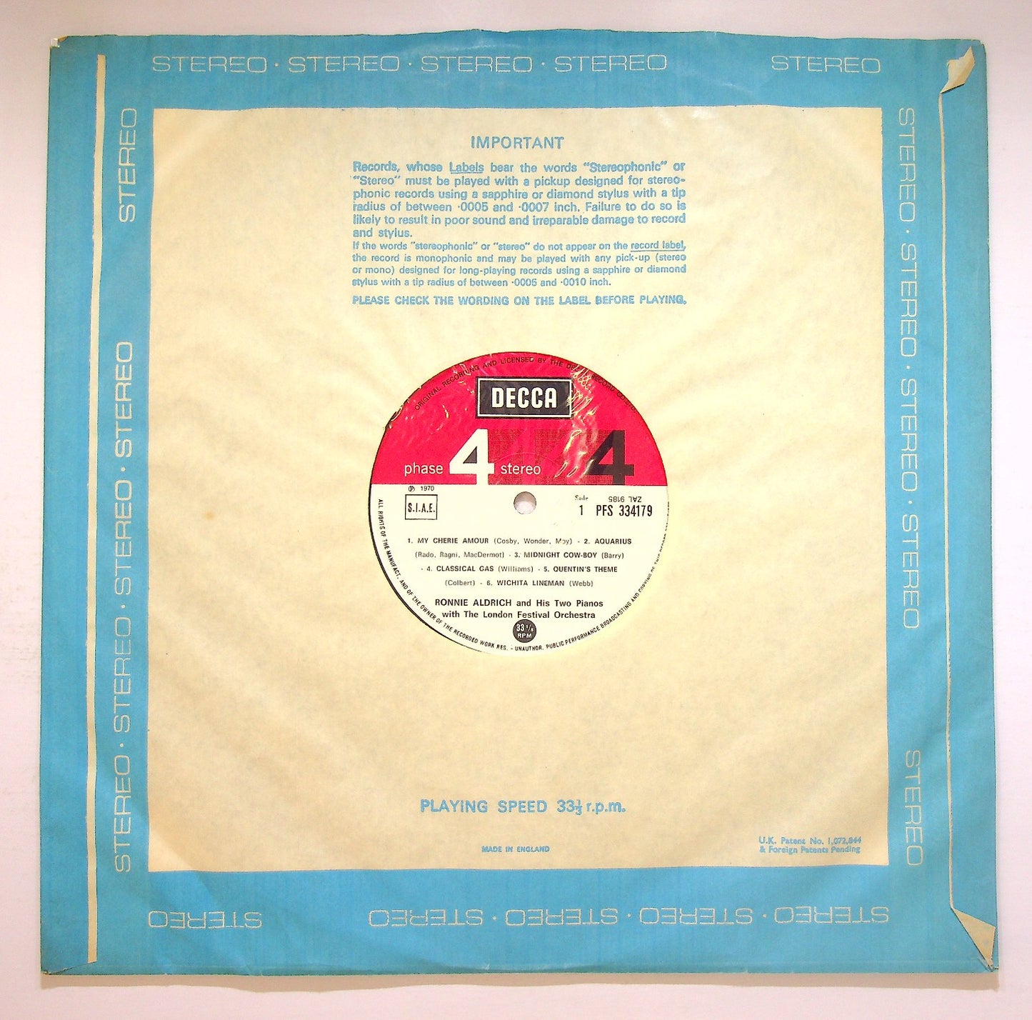 EBOND Ronnie Aldrich And his Two Pianos - Destination Love Vinile V121092