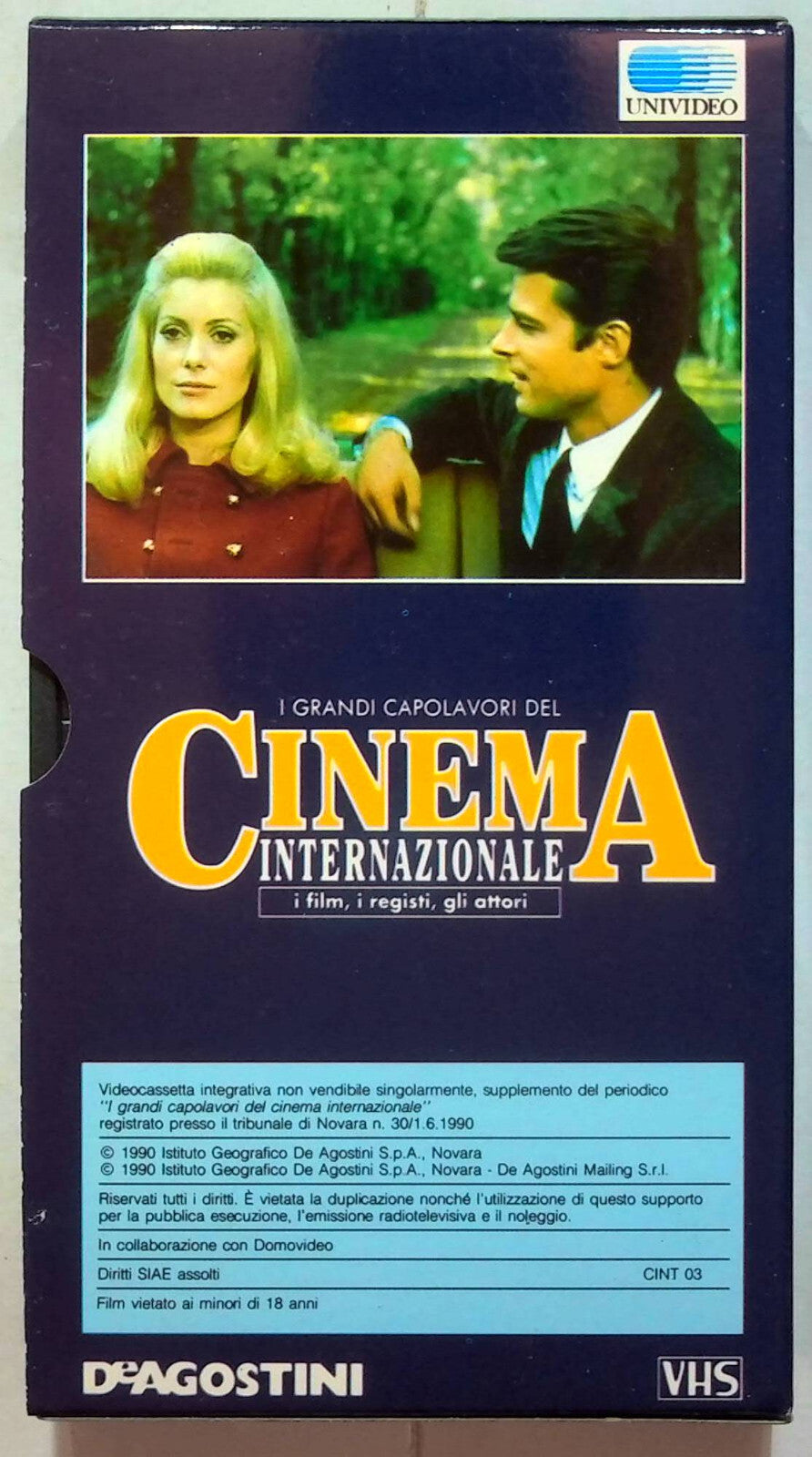 EBOND Bella Di Giorno Editoriale VHS VH002026
