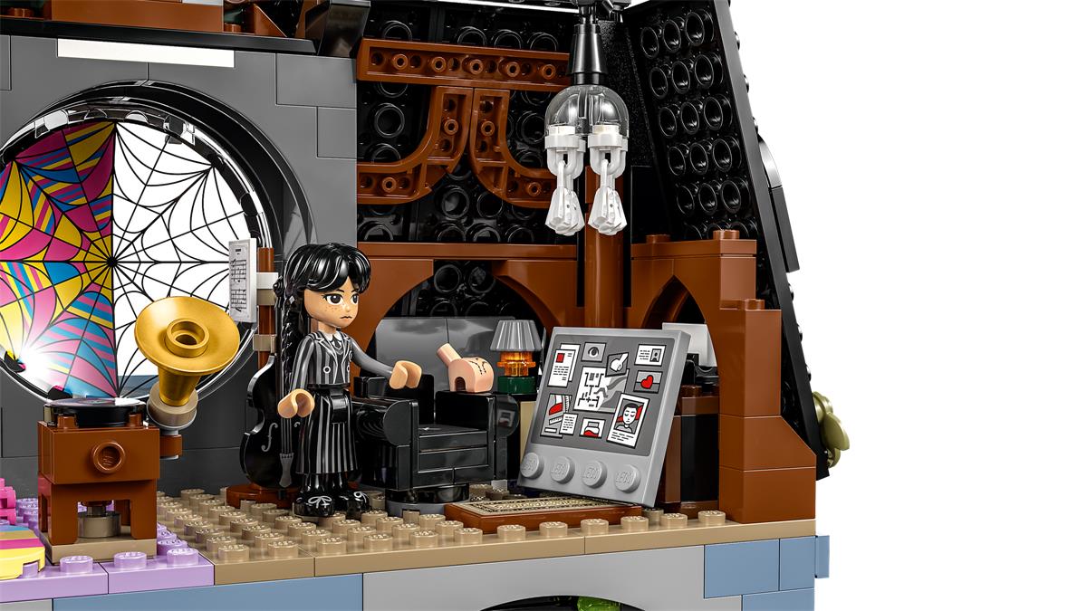LEGO 76781 Il dormitorio di Mercoledi ed Enid