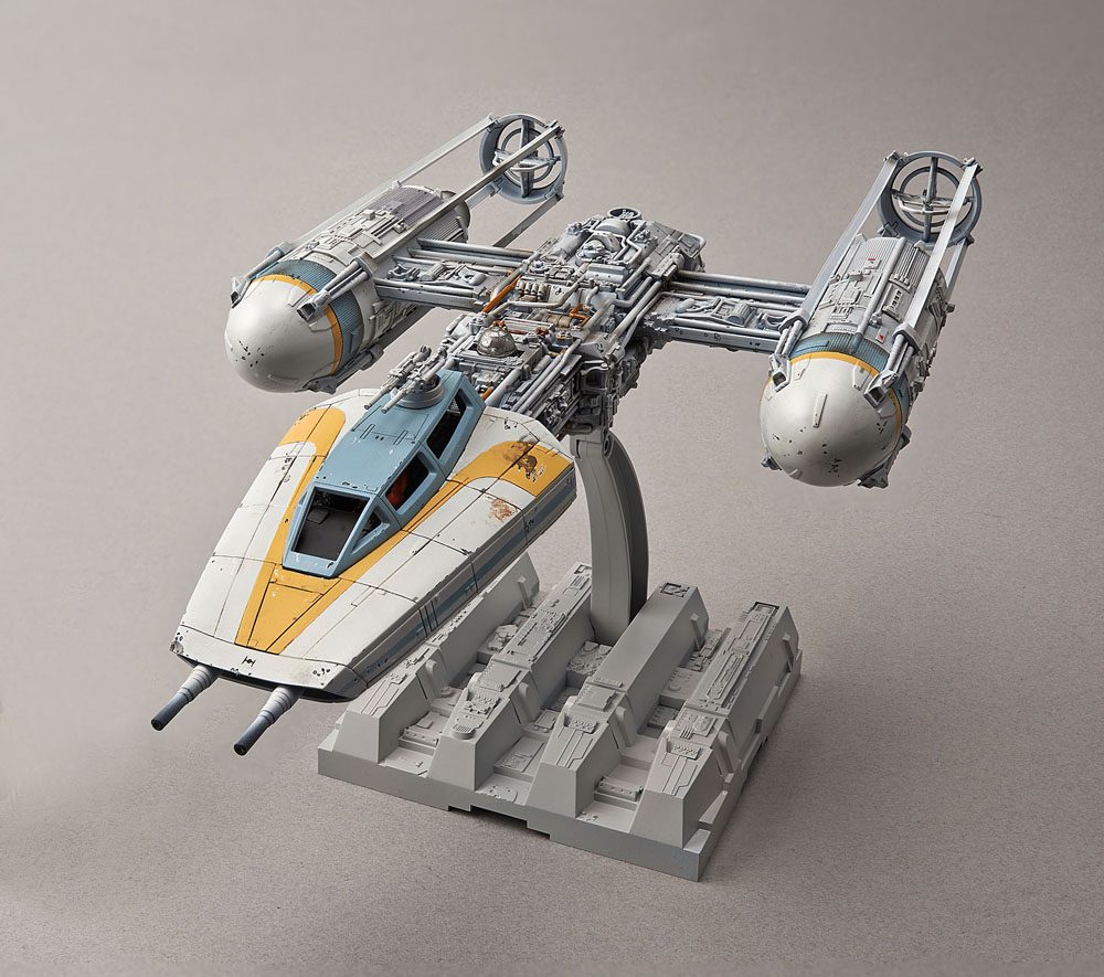 Star Wars Model Kit 1/72 Y-Wing Starfighter 22 cm P033161