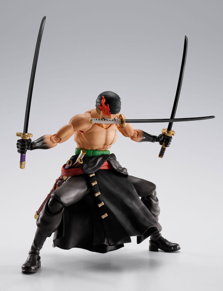 One Piece S.H.Figuarts Action Figure Roronoa Zoro The King of Hell 15 cm P065588