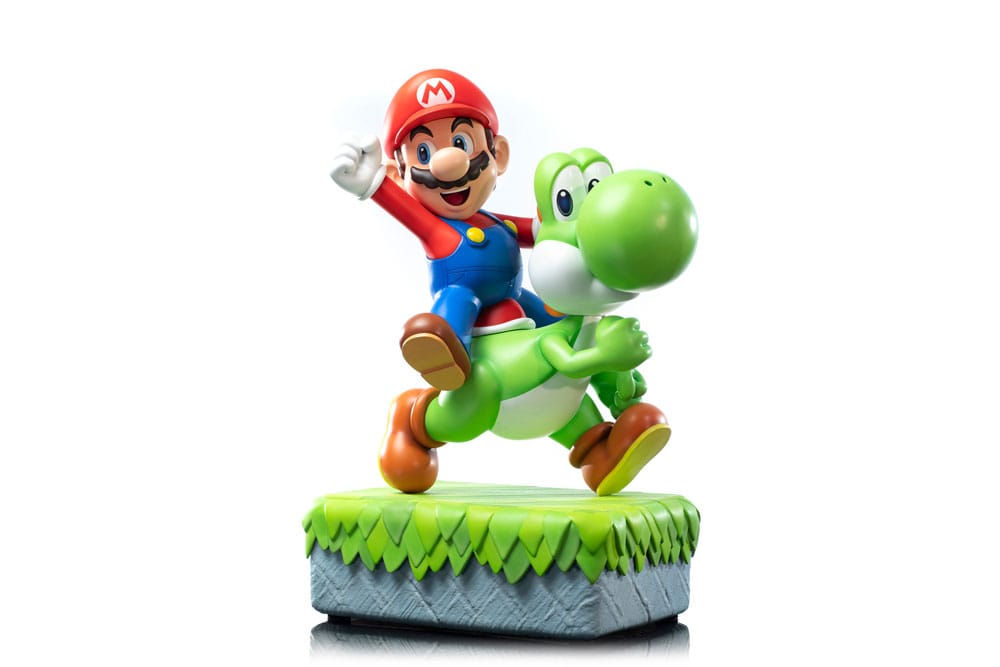 Super Mario Statue Mario & Yoshi 48 cm P064835