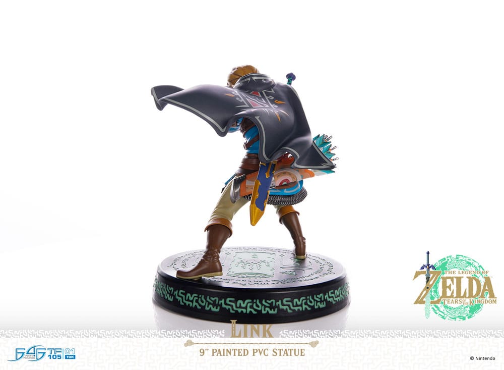 The Legend of Zelda: Tears of the Kingdom PVC Statue Link 18 cm P065678