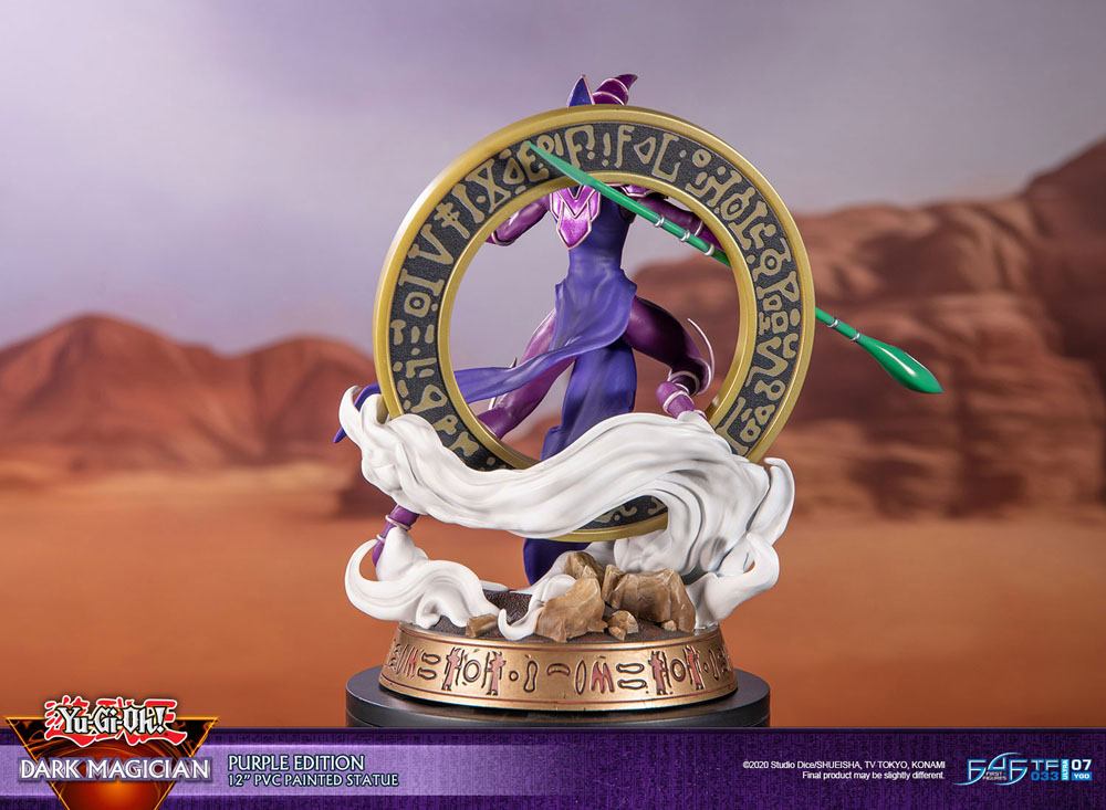 Yu-Gi-Oh! PVC Statue Dark Magician Purple Version 29 cm P036886