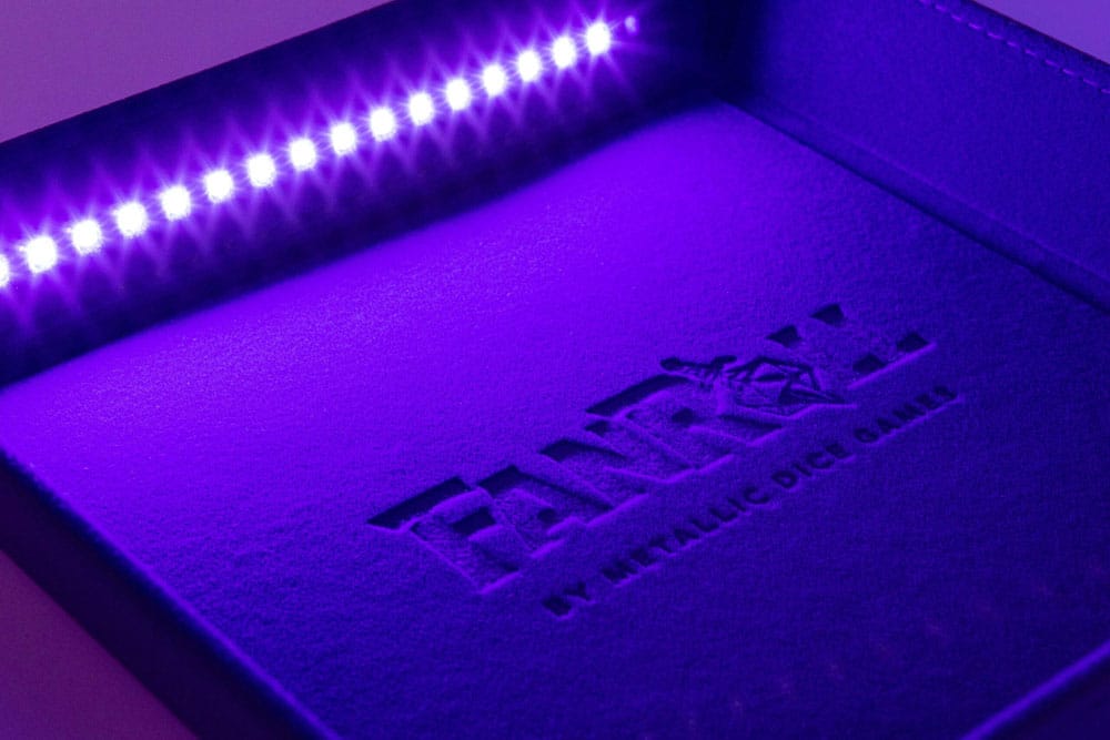 FanRoll Shadowlight Folding Blacklight Dice Tray Black P040305