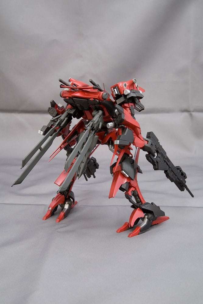 Armored Core Plastic Model Kit 1/72 Rayleonardo 03-Aaliyah Kpachar Full Package Versionn 14 cm P047792