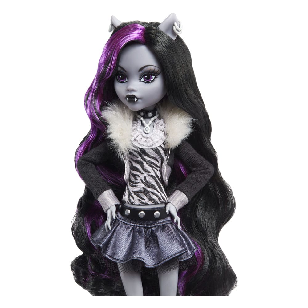 Monster High Reel Drama Doll Clawdeen Wolf in Black And White P049161