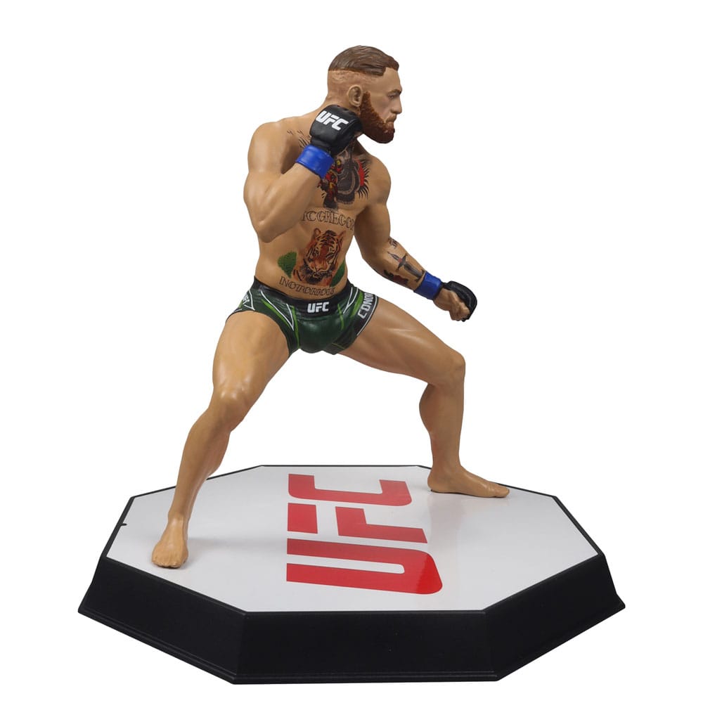 UFC Posed PVC Statue Conor McGregor 18 cm P049430