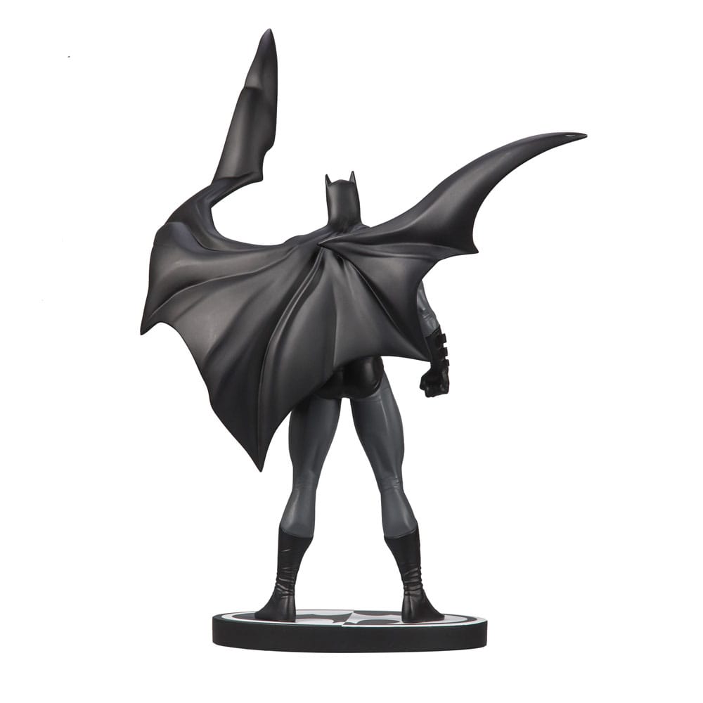 DC Direct Statue Batman Black & White Batman (by Jorge Jimenez) 27 cm P049832