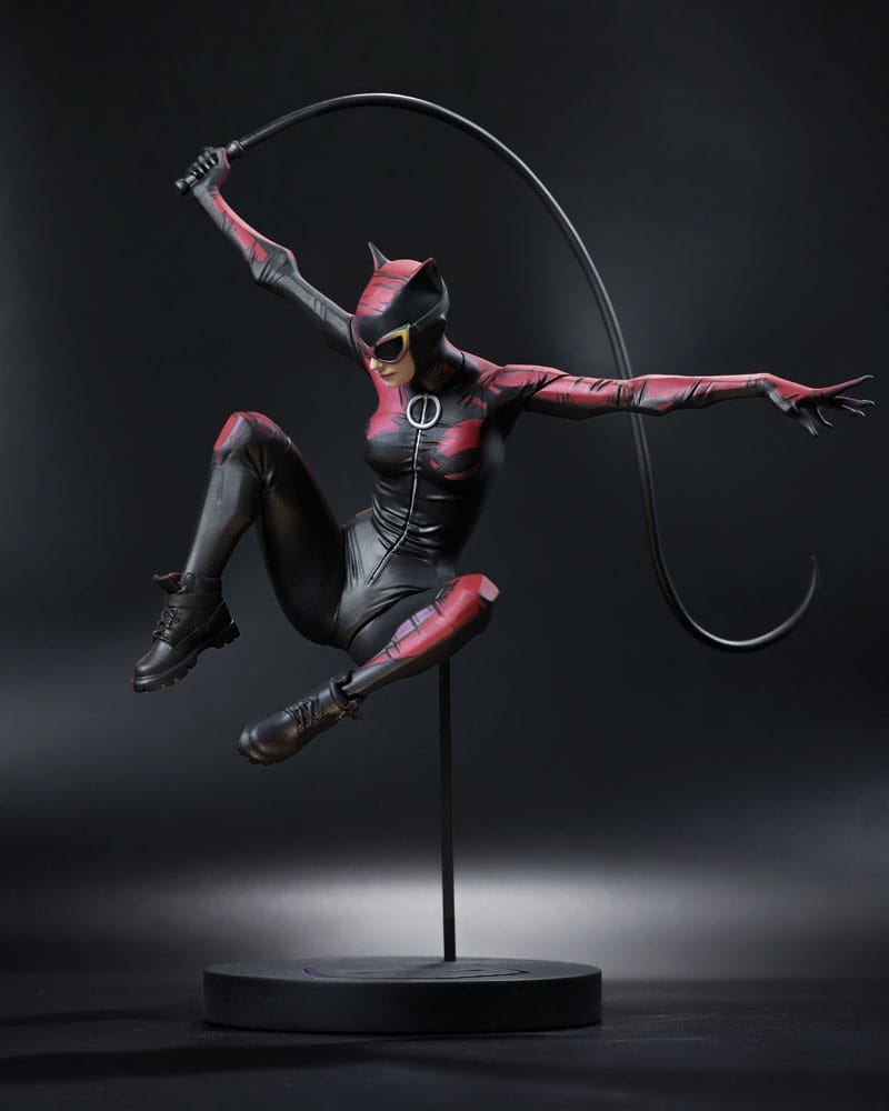 DC Designer Series Statue 1/6 Catwoman by Jock 33 cm P049843