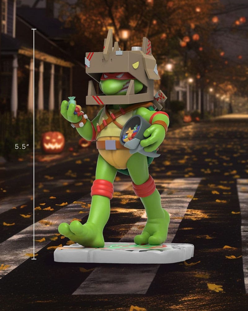Teenage Mutant Ninja Turtles Figure Remixx Raphael Cowa-BOO-nga! Edition 15 cm