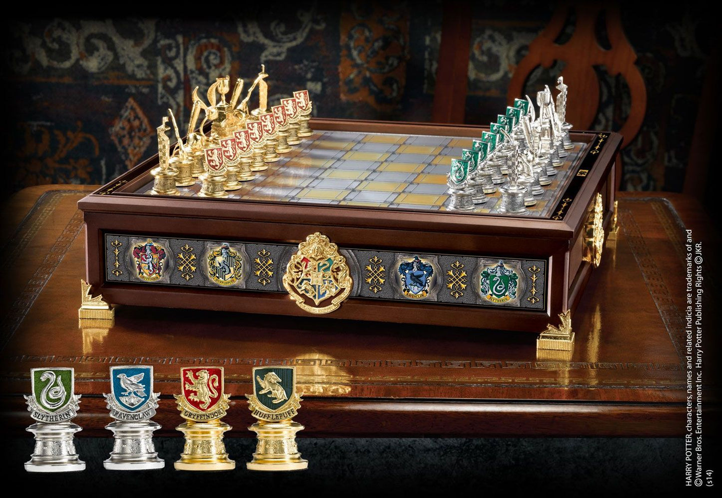 Harry Potter - Hogwarts Houses Quidditch Chess P053554