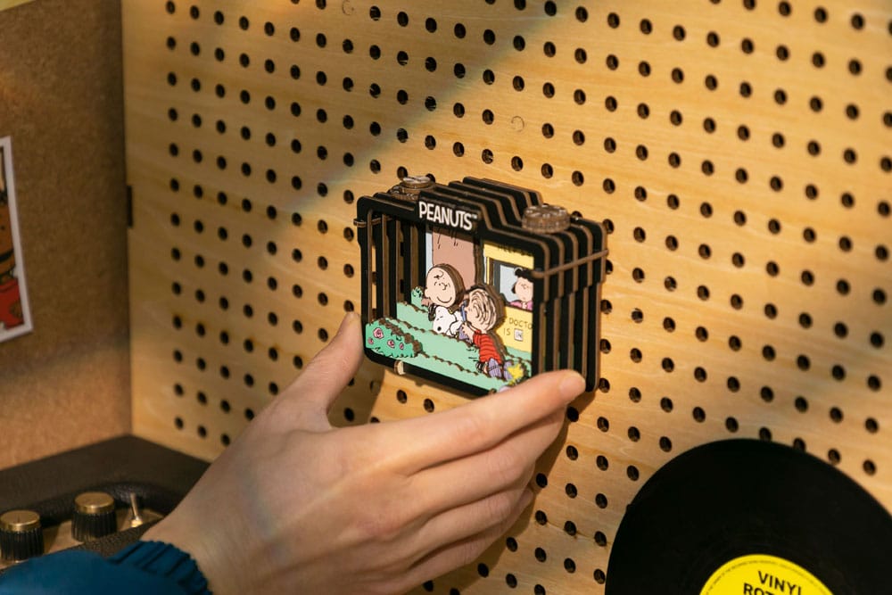 Peanuts Puremind Model Kit Wooden Theater Summer Snapshot P054598