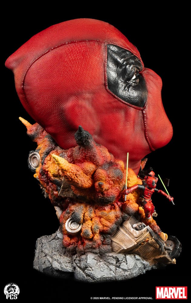 Marvel Fine Art Bust Deadpool 42 cm P055256