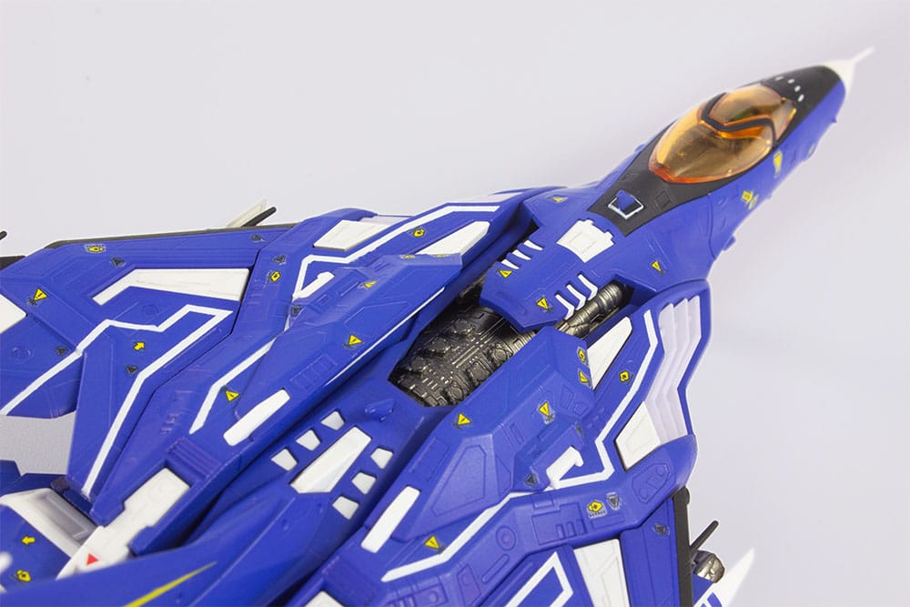 Raiden V Director´s Cut Plastic Model Kit 1/100 FT-00004A Azuma 2P Color Ver. 18 cm P055675
