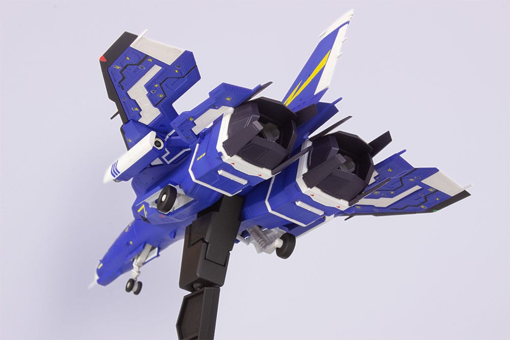 Raiden V Director´s Cut Plastic Model Kit 1/100 FT-00004A Azuma 2P Color Ver. 18 cm P055675