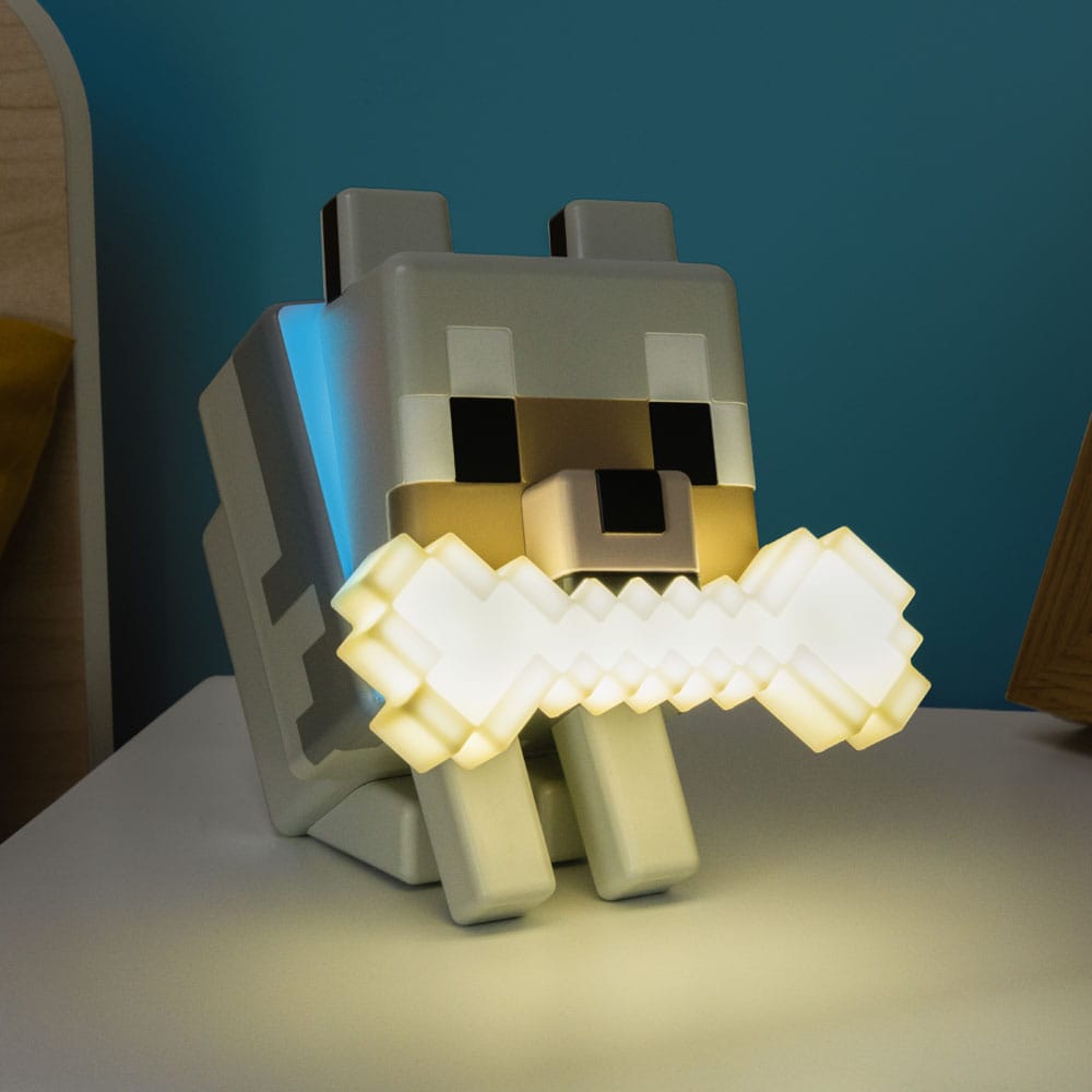 Minecraft Light Wolf P056257