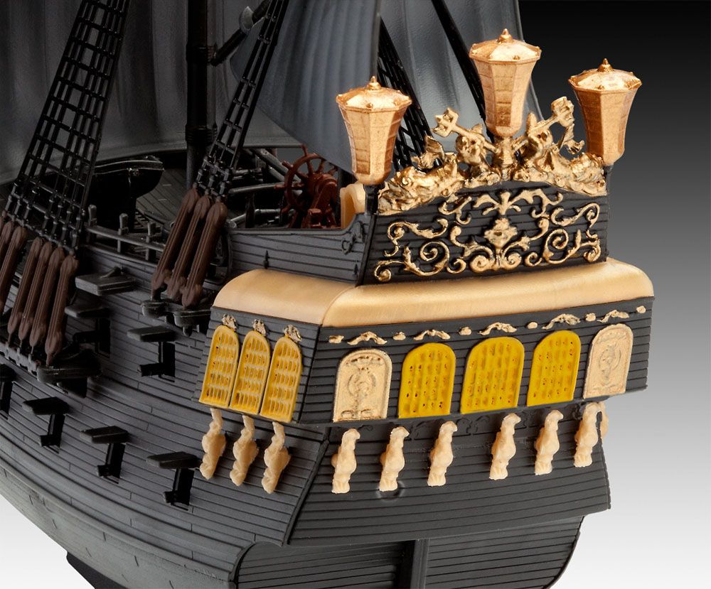 Pirates of the Caribbean Dead Men Tell No Tales Easy-Click Model Kit 1/150 Black Pearl 26 cm P057033