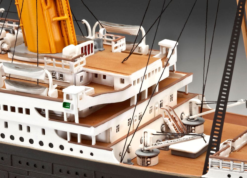Titanic Model Kit Gift Set 1/400 R.M.S. Titanic 100th Anniversary Edition 67 cm P057040