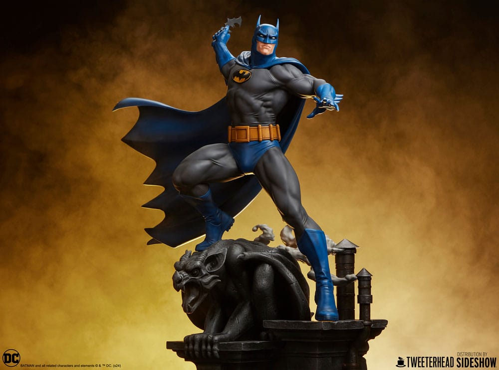 DC Comics Maquette 1/6 Batman (Retro Edition) 50 cm P061604