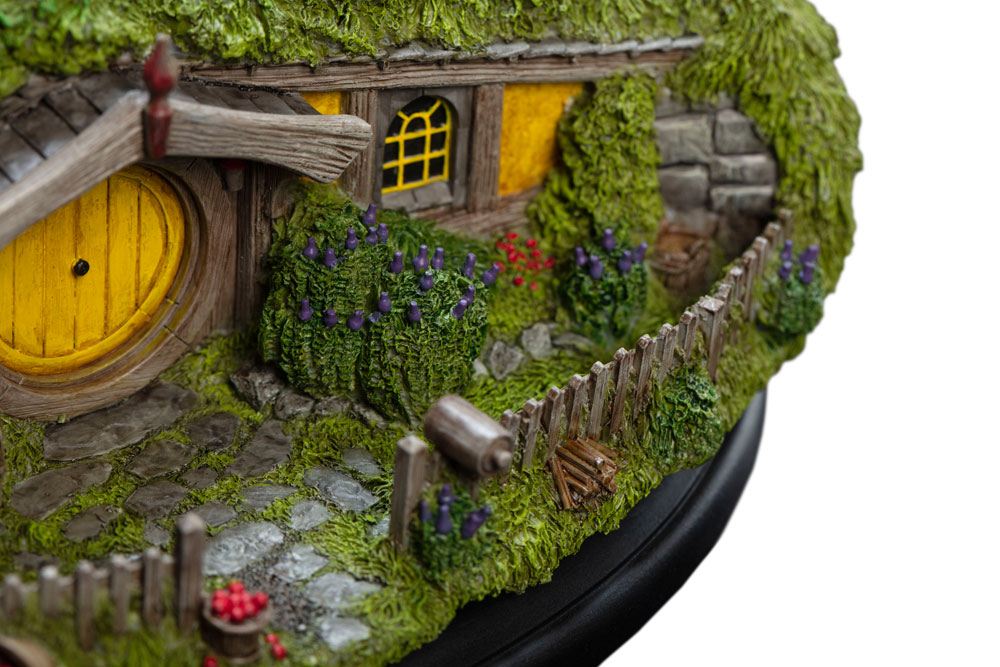 The Hobbit An Unexpected Journey Statue #13 Apple Orchard 20 cm P062905