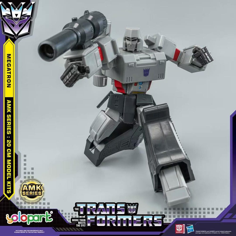 Transformers Generation One AMK Series Plastic Model Kit Megatron 20 cm P063606