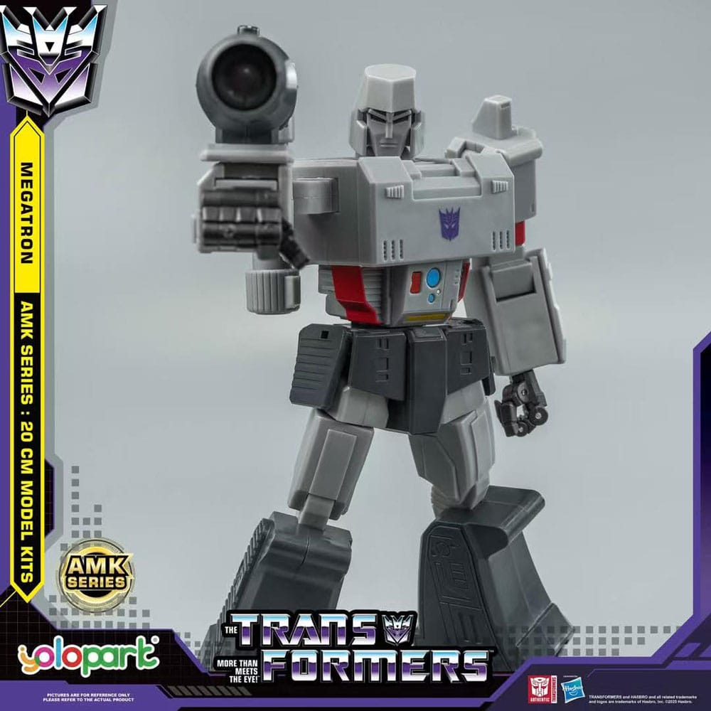 Transformers Generation One AMK Series Plastic Model Kit Megatron 20 cm P063606