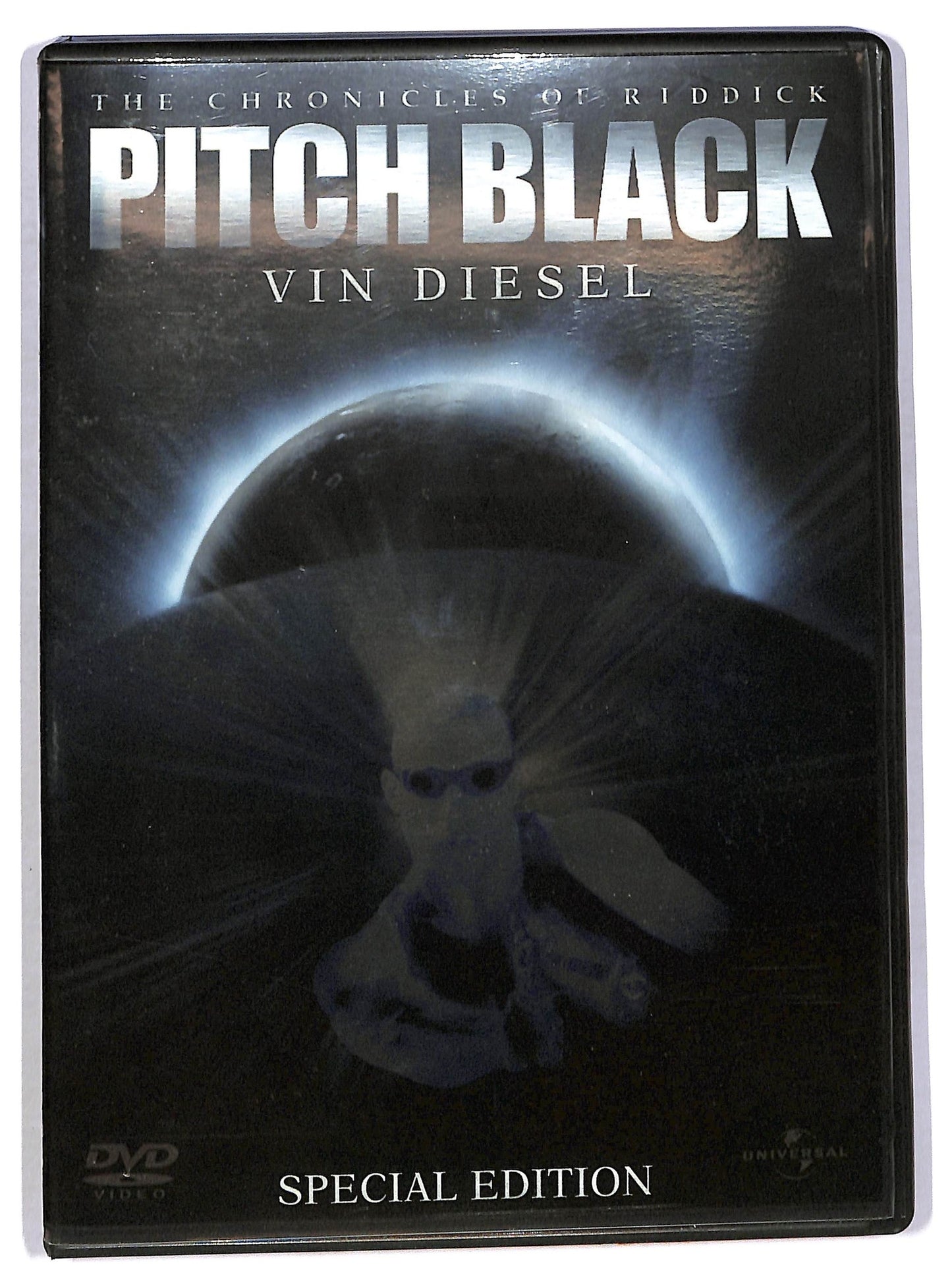 EBOND Pitch Black DVD D783939