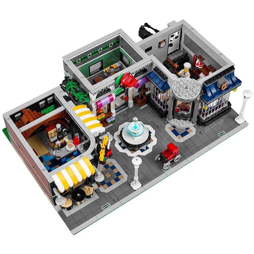 LEGO 10255 CREATOR EXPERT PIAZZA DELL'ASSEMBLEA. CARRYOVER