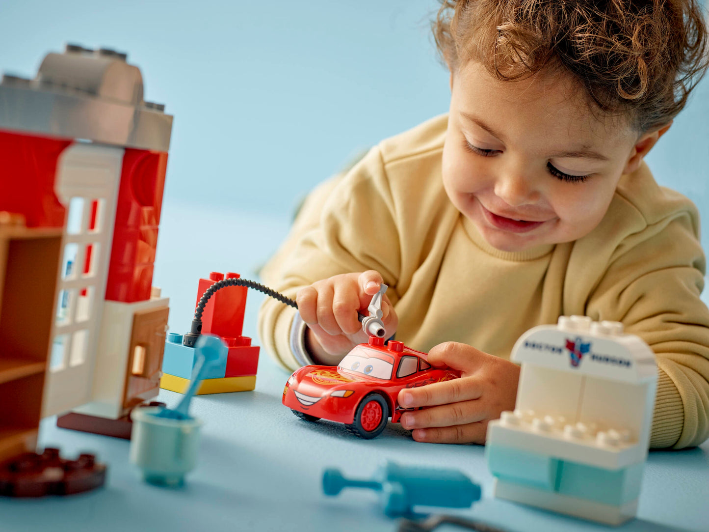 LEGO 10456 La visita di McQueen all’officina di Doc