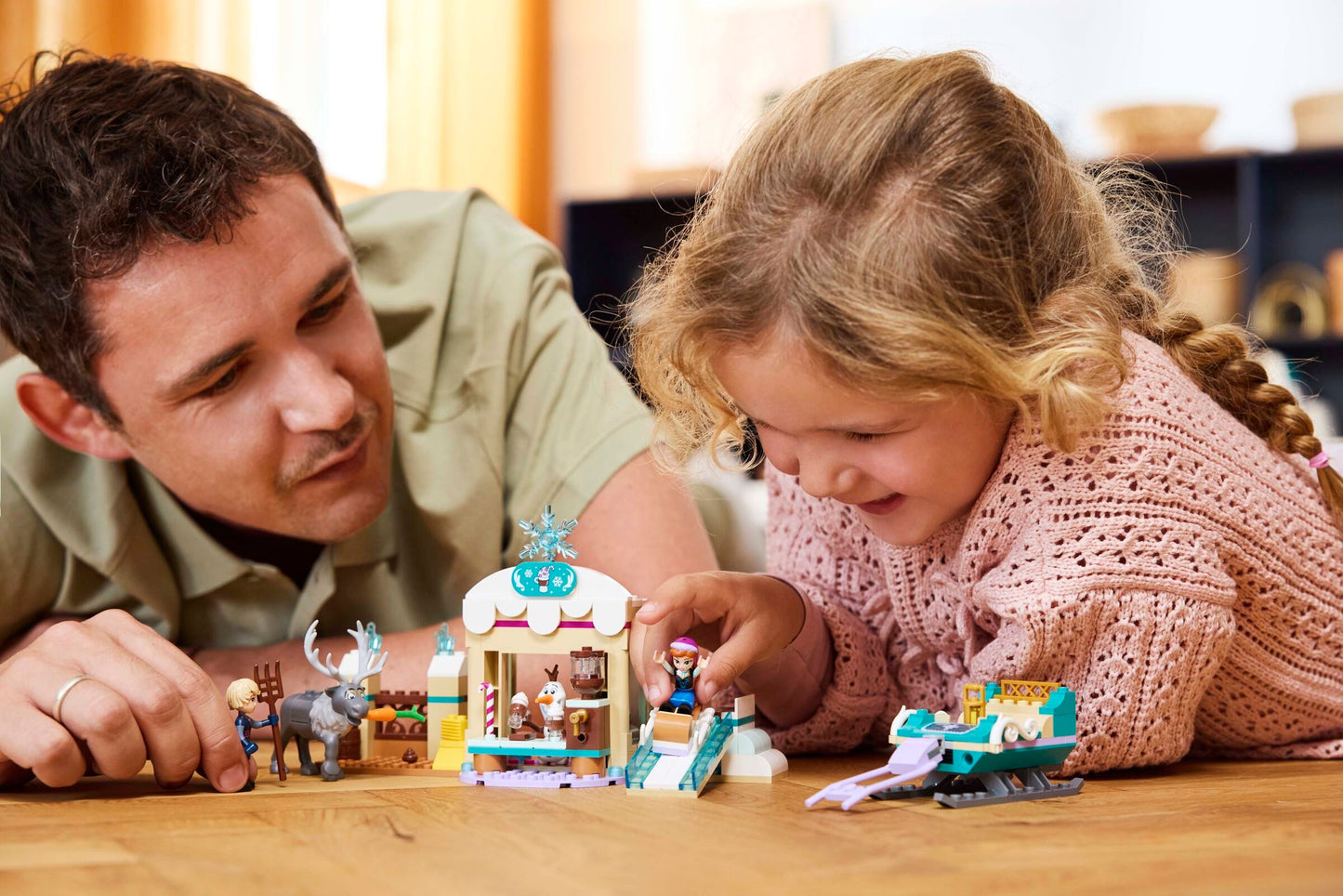 LEGO 43256 Avventura sulla slitta di Anna